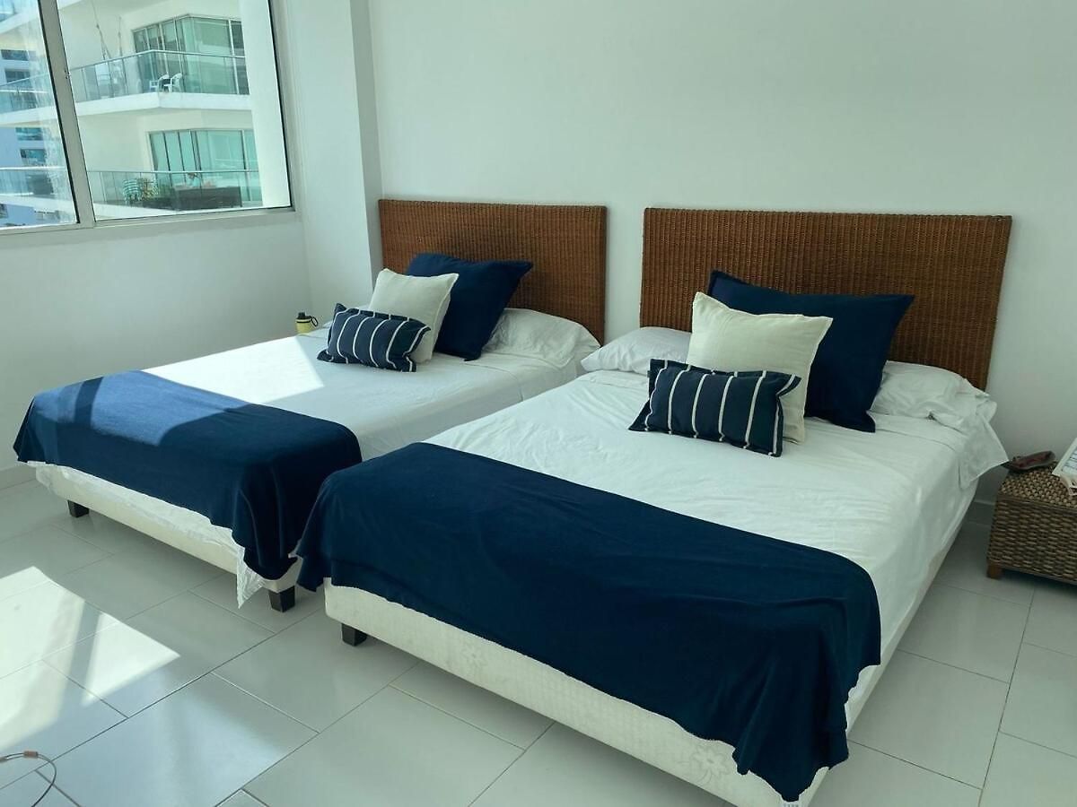Morros 3 Direct Ocean Access 8 People Cartagena