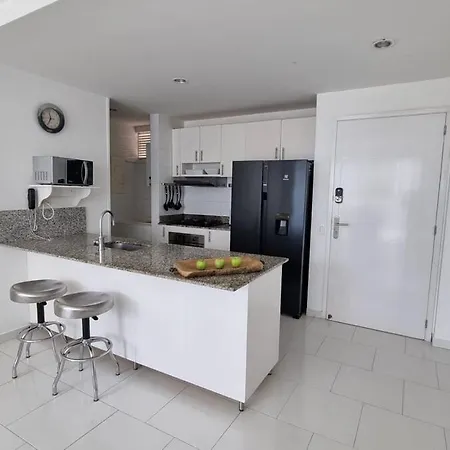 Morros 3 Direct Ocean Access 8 People Apartamento